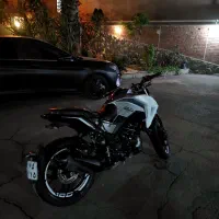 NA 180|موتورسیکلت|تهران, فلسطین (میدان انقلاب)|دیوار