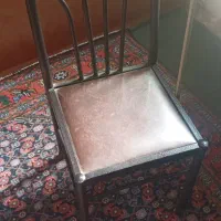 تعداد میز وصندلی غذاخوری به همراه یخچال ویترینی