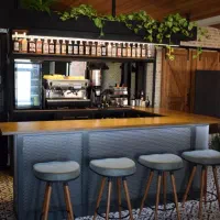 استخدام در بخش های مختلف رستوران