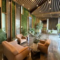 ۶۵ متر موقعیت اداری لوکس مدرن بر بلوار