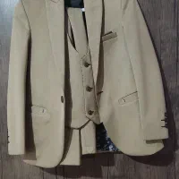 کت وشلوار در حد نوو مناسب 7و8و9ساله