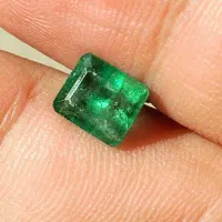 زمرد پنج شیر با شناسنامه