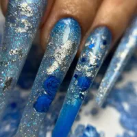 تخفیف آموزش ناخن و خدمات کاشت ناخن