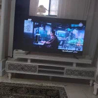 تلویزیون اسنوا ۵۰اینچ با میز