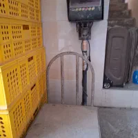 باسکول 300کیلویی و3عددوان