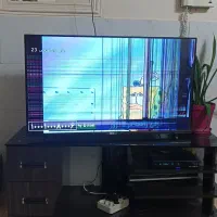 تلویزیون 43 اینچ اسمارت، شکسته