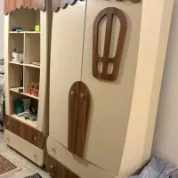کمد لباس و قفسه