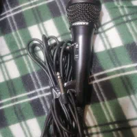 میکروفن با سیم اصلی