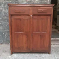 گنجه چوبی قدیمی