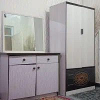 کمد لباس و میز تحریز