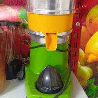 آب میوه گیری صنعتی