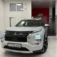 اوتلندر میتسوبیشی سری M دو دف وارداتی ۲۰۲۳