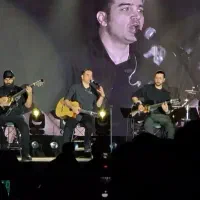 کنسرت محسن یگانه