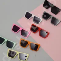 عینک بچگانه