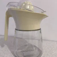 آبمیوه گیری دستی مارک لیمون