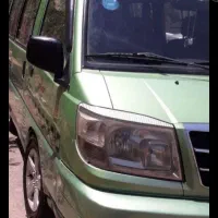 تاکسی ون دلیکا