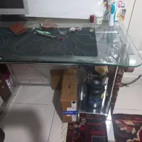 میز تحریر|میز تحریر و کامپیوتر|رودهن, |دیوار