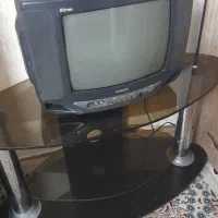 سامسونگ همراه با میز