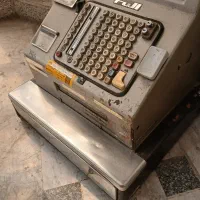 صندوق فروشگاهی قدیمی Cash Register|کلکسیون اشیاء عتیقه|تهران, نجات اللهی|دیوار