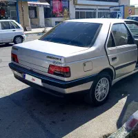 پژو 405 نقره ای