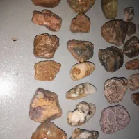 سنگ عقیق کبود یادرخت|بدلیجات|رشت, حومه رشت|دیوار