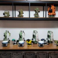 تجهیزات نقشه برداری