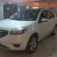 رنو کولیوس نگین خودرویی مدل 2012