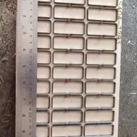 نیرو کار ساده جهت کار در قالبسازی