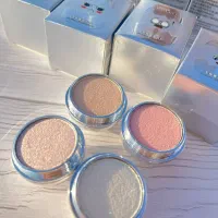 لوازم آرایش شیدینگ لب هایلایتر کرم رژگونه|آرایشی، بهداشتی، درمانی|مشهد, چهارچشمه|دیوار