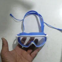 عینک شنا با گوش گیر