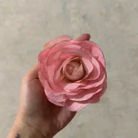 گل رز مصنوعی