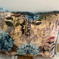 پشتی داخل پنبه درجه یک|پشتی|شیراز, شهرک گلستان|دیوار