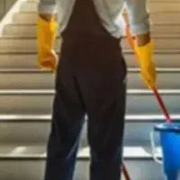 نظافت راه پله