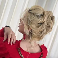 اموزش شنیون درسنندج بااستاد میناقنبرزاده(ازتهران )|خدمات آرایشگری و زیبایی|سنندج, |دیوار