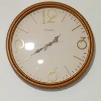 ساعت دیواری