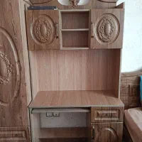 میز تحریر و صندلی متحرک