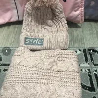 شال گردن و کلاه