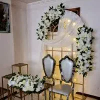 جایگاه و استند عروس نامزدی تولد مصنوعی گل طبیعی|گل مصنوعی|اصفهان, احمدآباد|دیوار