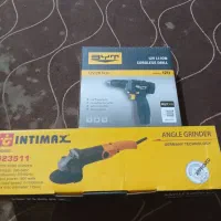 یک عدد دریل شارژی با یک عدد سنگ فرز