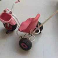 سه چرخه و زیر تلویزیونی