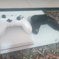 ایکس باکس وان اس بیست ملون