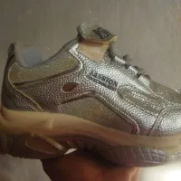 کفش اسپرت نقره ای|کیف، کفش، کمربند|اسلامآباد غرب, |دیوار