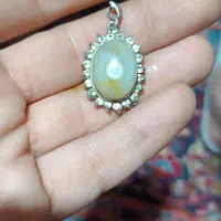 پلاک گردنبند نقره خیلی خیلی قدیمی سنگ باباقولی|جواهرات|میانه, |دیوار