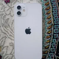 اپل iPhone 12 با حافظهٔ ۱۲۸ گیگابایت