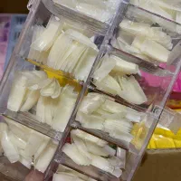 لوازم کاشت ناخن|آرایشگاه و سالن‌های زیبایی|کرمانشاه, |دیوار