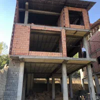 زمین ۵۰۰ متر به همراه ۳۵۰ متر بنا