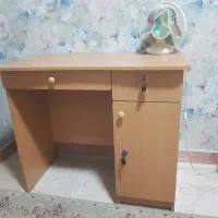 میز و صندلی تحریر