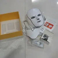 ماسک ال ای دی پاکسازی پوست