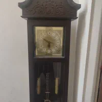 یک ساعت ایستاده درحدنو بدنه طرح چوب|ساعت دیواری و تزئینی|مشهد, بهمن|دیوار