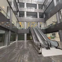 رهن و اجاره۴۳ متر مغازه دونبش دو دهنه پاساژ رماک